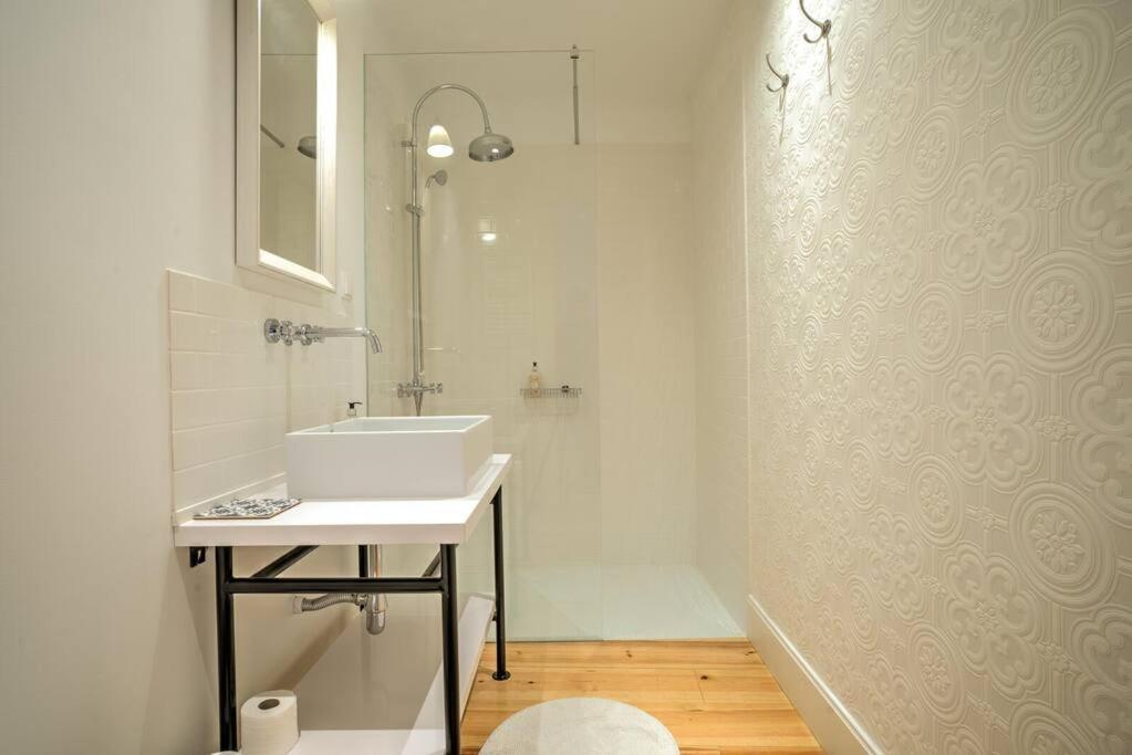 Tracey & Neill'S Place In Principe Real Lisboa 外观 照片