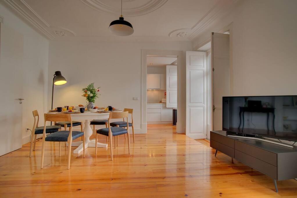 Tracey & Neill'S Place In Principe Real Lisboa 外观 照片